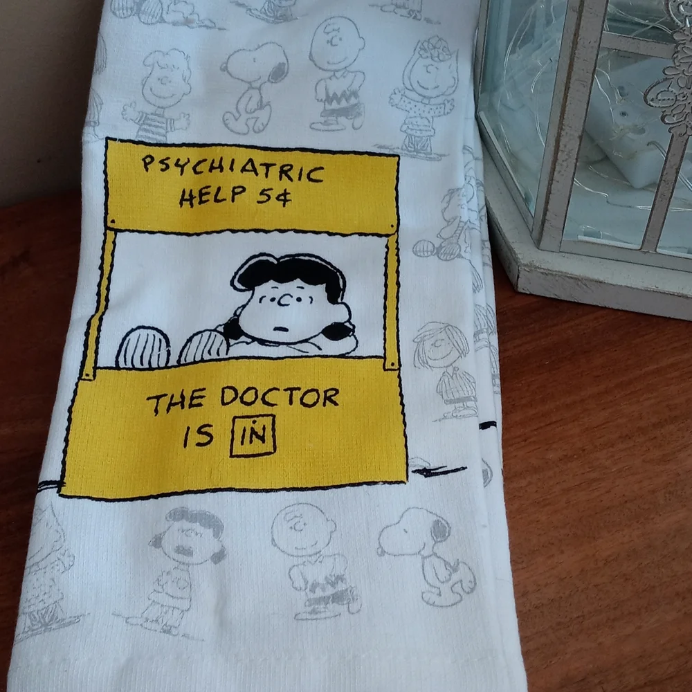 Peanuts snoopy lucy